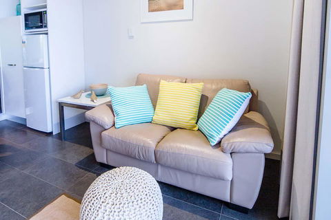Onslow Beach Resort - Hervey Bay Accommodation 9