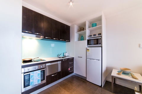 Onslow Beach Resort - Hervey Bay Accommodation 5