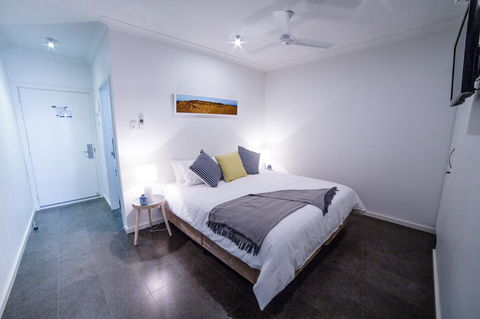 Onslow Beach Resort - Hervey Bay Accommodation 6