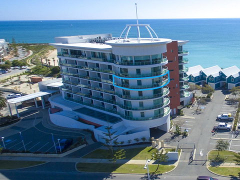 A 406 FANTASTIC OCEAN BEACH And MARINA VIEW APT - MANDURAH - Tourism Hervey Bay 24