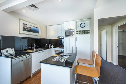 A 406 FANTASTIC OCEAN BEACH And MARINA VIEW APT - MANDURAH - Tourism Hervey Bay 19