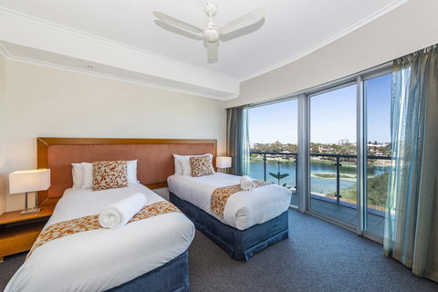 A 406 FANTASTIC OCEAN BEACH And MARINA VIEW APT - MANDURAH - Tourism Hervey Bay 17