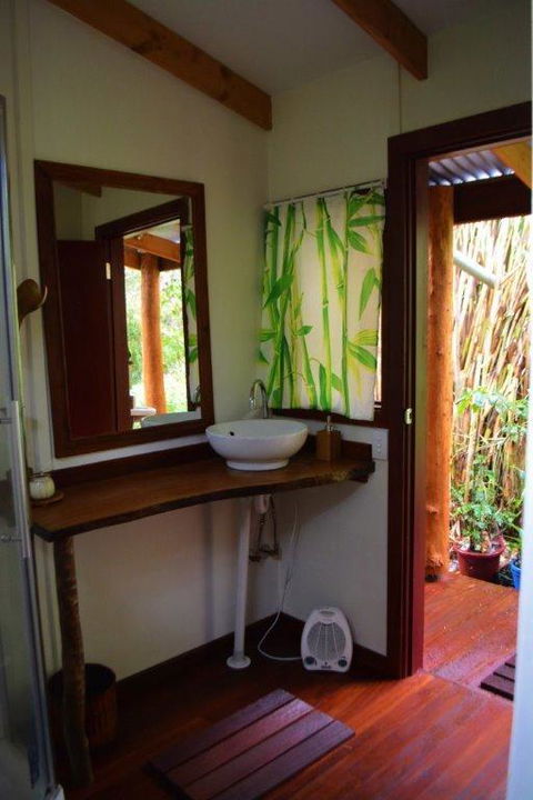 Black Cockatoo Lodge - Hervey Bay Accommodation 40
