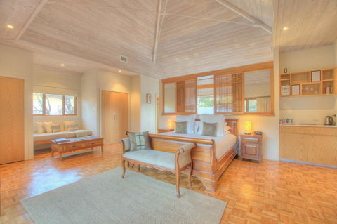 Moana Spa Villas - Prime Yallingup Location - Hervey Bay Accommodation 25