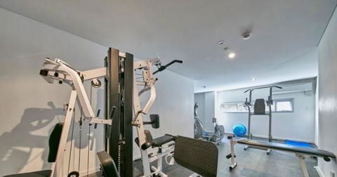 Scene Apartment 11 - Hervey Bay Accommodation 25