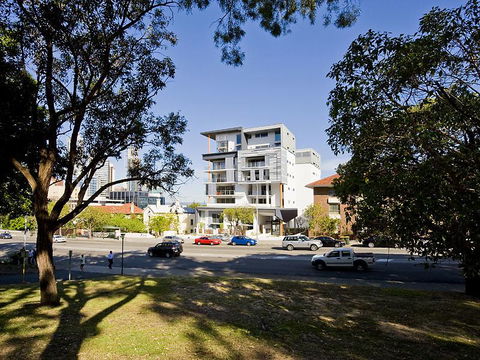 Scene Apartment 11 - Hervey Bay Accommodation 21