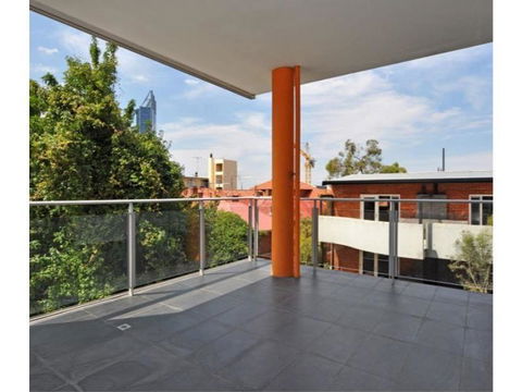 Scene Apartment 11 - Hervey Bay Accommodation 4