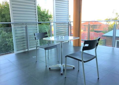 Scene Apartment 11 - Hervey Bay Accommodation 11