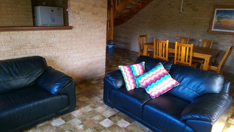 Kestrel Chalets - Tourism Hervey Bay 2