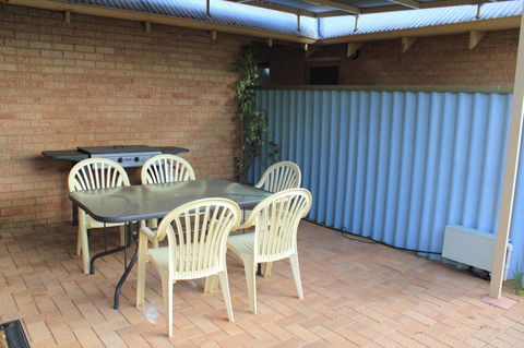 Kestrel Chalets - Tourism Hervey Bay 23