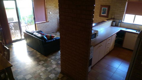 Kestrel Chalets - Tourism Hervey Bay 4