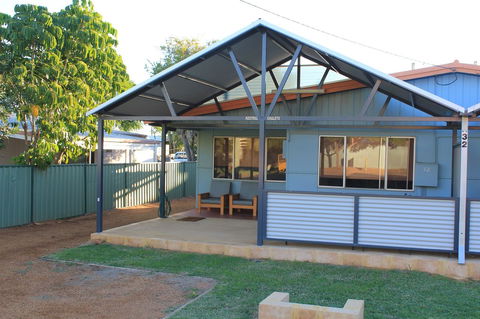 Kestrel Chalets - Tourism Hervey Bay 0