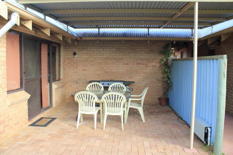 Kestrel Chalets - Tourism Hervey Bay 13