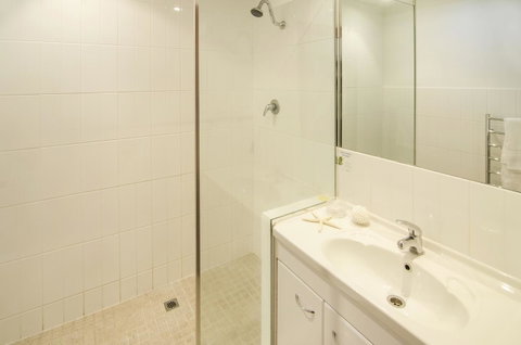 Seahaven - Hervey Bay Accommodation 12
