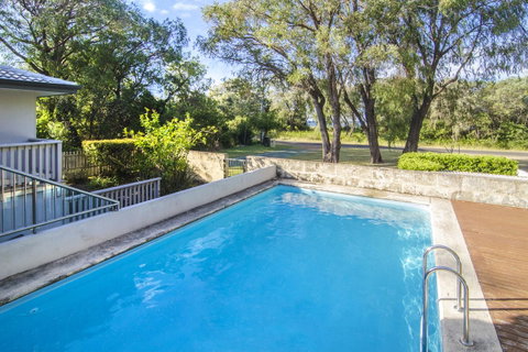 Seahaven - Hervey Bay Accommodation 0