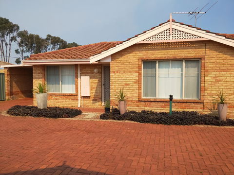 Sea-Esta - Hervey Bay Accommodation 2