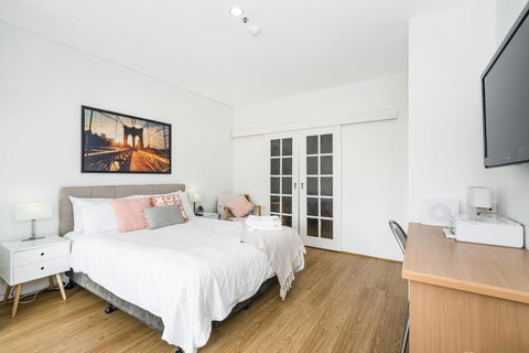 405 Perth City Escape - Tourism Hervey Bay 13