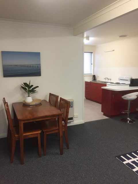Old Pier Apartments - Tourism Hervey Bay 5