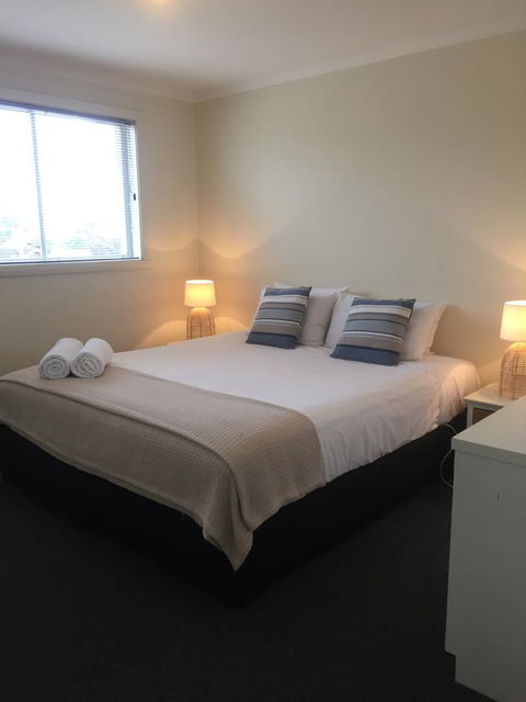 Old Pier Apartments - Tourism Hervey Bay 3