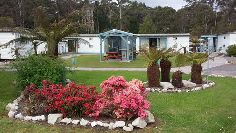 Strahan Retreat Holiday Park - Hervey Bay Accommodation 5