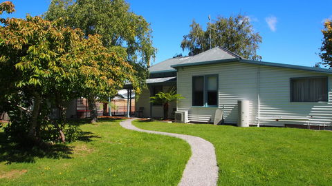 Strahan Retreat Holiday Park - Hervey Bay Accommodation 13