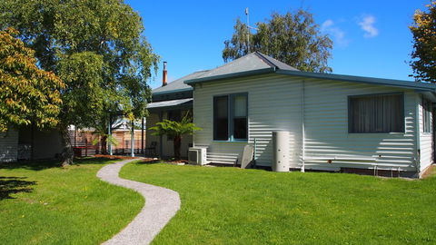 Strahan Retreat Holiday Park - Hervey Bay Accommodation 43