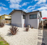 Bircoo Cottage Beach and Golf Getaway - Hervey Bay Accommodation