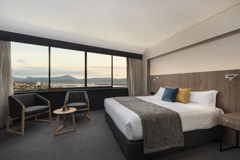 Wrest Point - Hervey Bay Accommodation 14