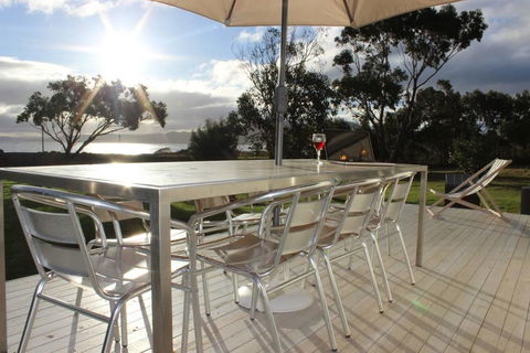 Boomers Retreat, Alonnah, Bruny Island - Hervey Bay Accommodation 4