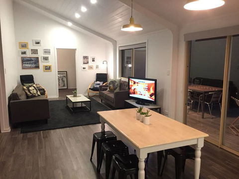 Boomers Retreat, Alonnah, Bruny Island - Hervey Bay Accommodation 11