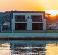 Ulverstone Waterfront Apartments - Tourism Hervey Bay