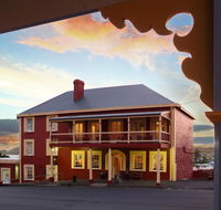 Stanley Hotel  Apartments - Hervey Bay Accommodation