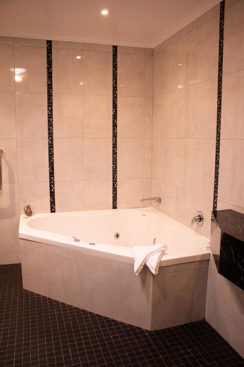 Stanley Hotel & Apartments - Hervey Bay Accommodation 30