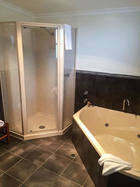 Stanley Hotel & Apartments - Hervey Bay Accommodation 5