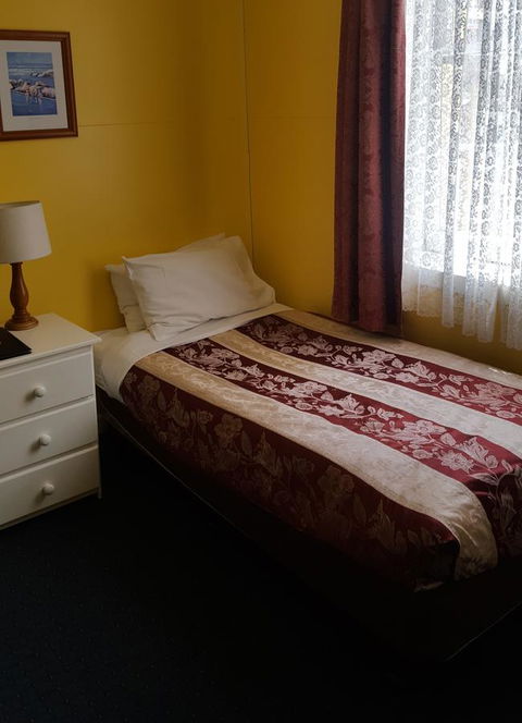 Stanley Hotel & Apartments - Hervey Bay Accommodation 33