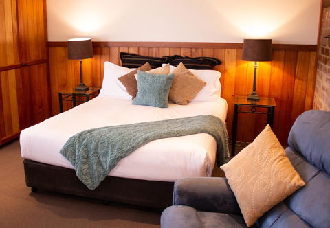Stanley Hotel & Apartments - Hervey Bay Accommodation 4