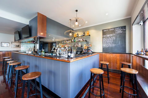 Customs House Hotel - Tourism Hervey Bay 13