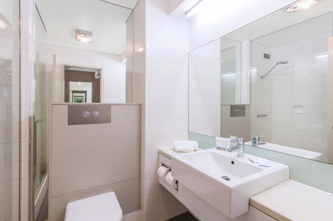 Best Western Plus Launceston - Hervey Bay Accommodation 4