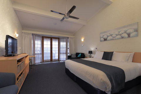Barclay Motor Inn - Hervey Bay Accommodation 1