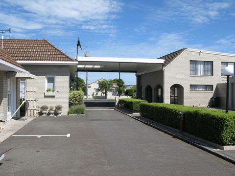 Barclay Motor Inn - Hervey Bay Accommodation 11