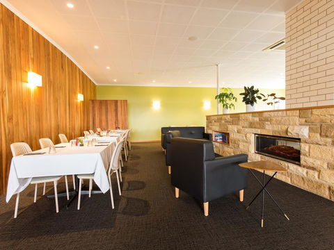 Riverfront Motel & Villas - Hervey Bay Accommodation 14