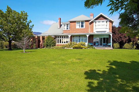 Riverfront Motel & Villas - Hervey Bay Accommodation 40