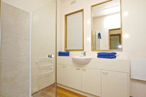 Riverfront Motel & Villas - Hervey Bay Accommodation 2