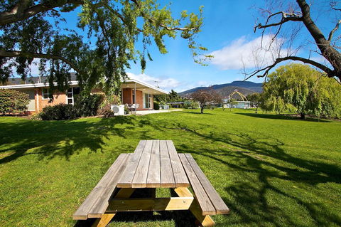 Riverfront Motel & Villas - Hervey Bay Accommodation 32