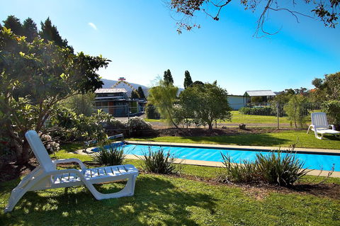 Riverfront Motel & Villas - Hervey Bay Accommodation 33