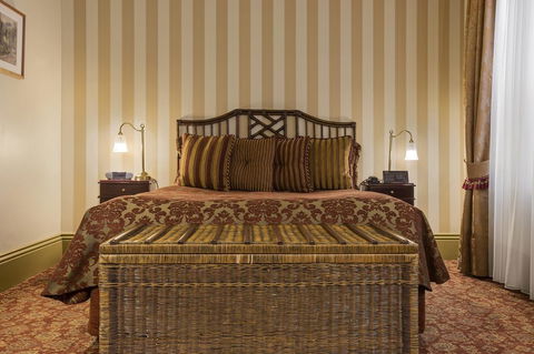 Hadley\'s Orient Hotel - Hervey Bay Accommodation 30