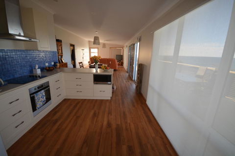 Seascape Beach House - Hervey Bay Accommodation 1