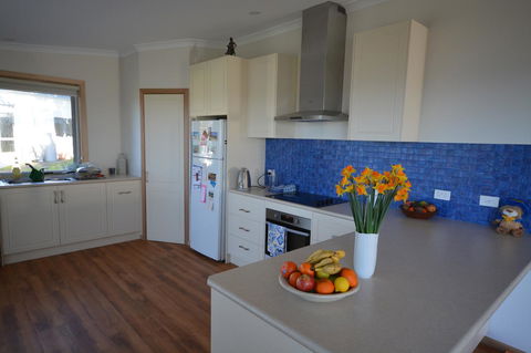 Seascape Beach House - Hervey Bay Accommodation 18