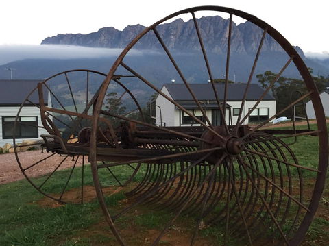 Manna Hill Farm - Hervey Bay Accommodation 0