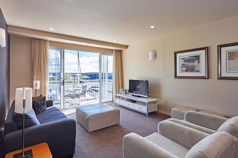Peppers Seaport Hotel - Tourism Hervey Bay 11